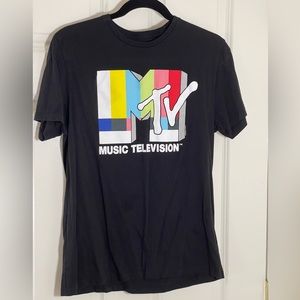 Old navy T-shirt size M
